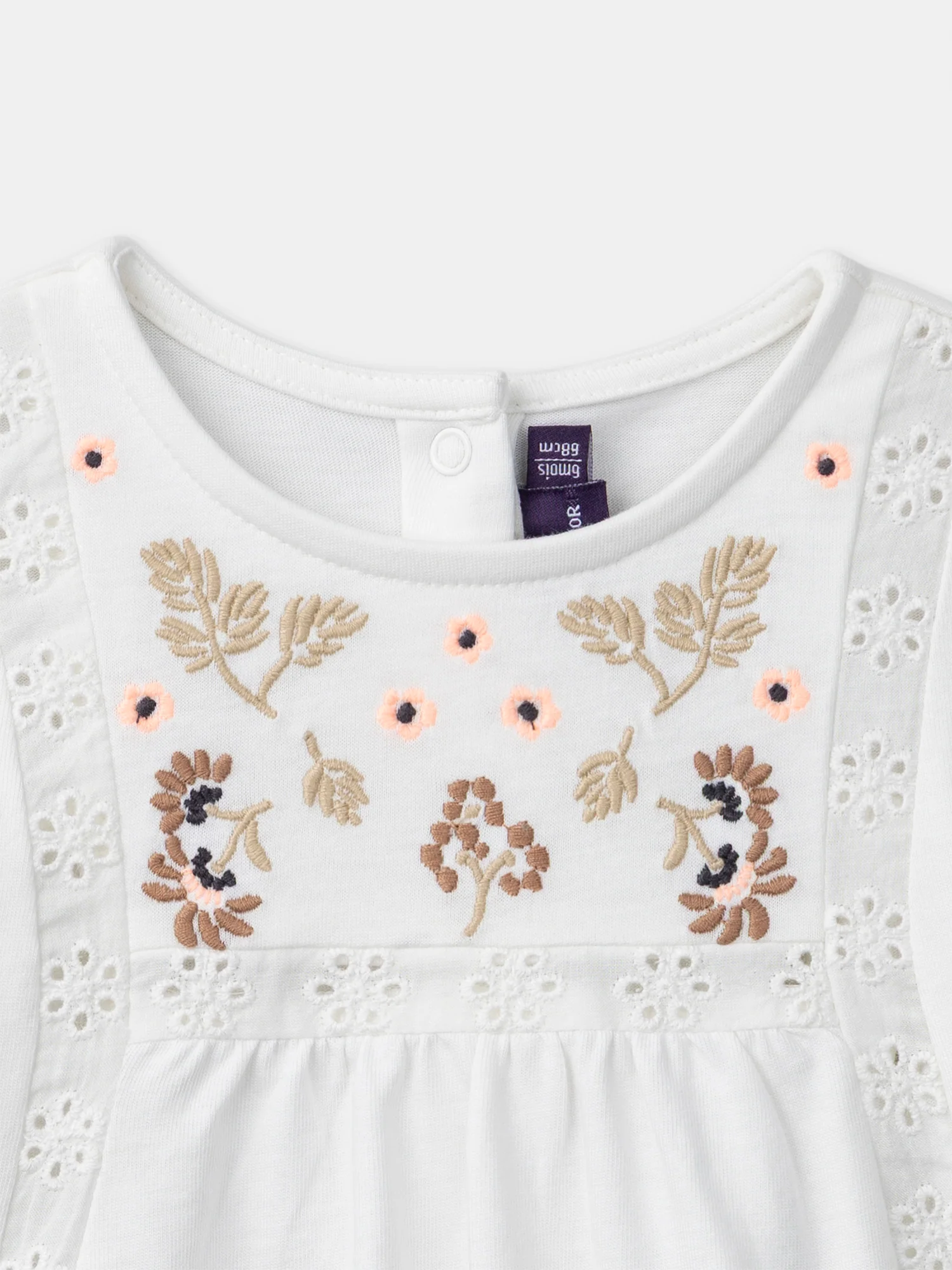 Blusa ecrù con ricami di fiori per bambina - Image 6